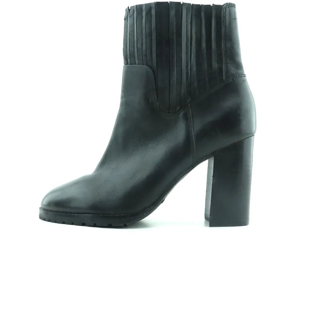 AEROSOLES WARDROBE