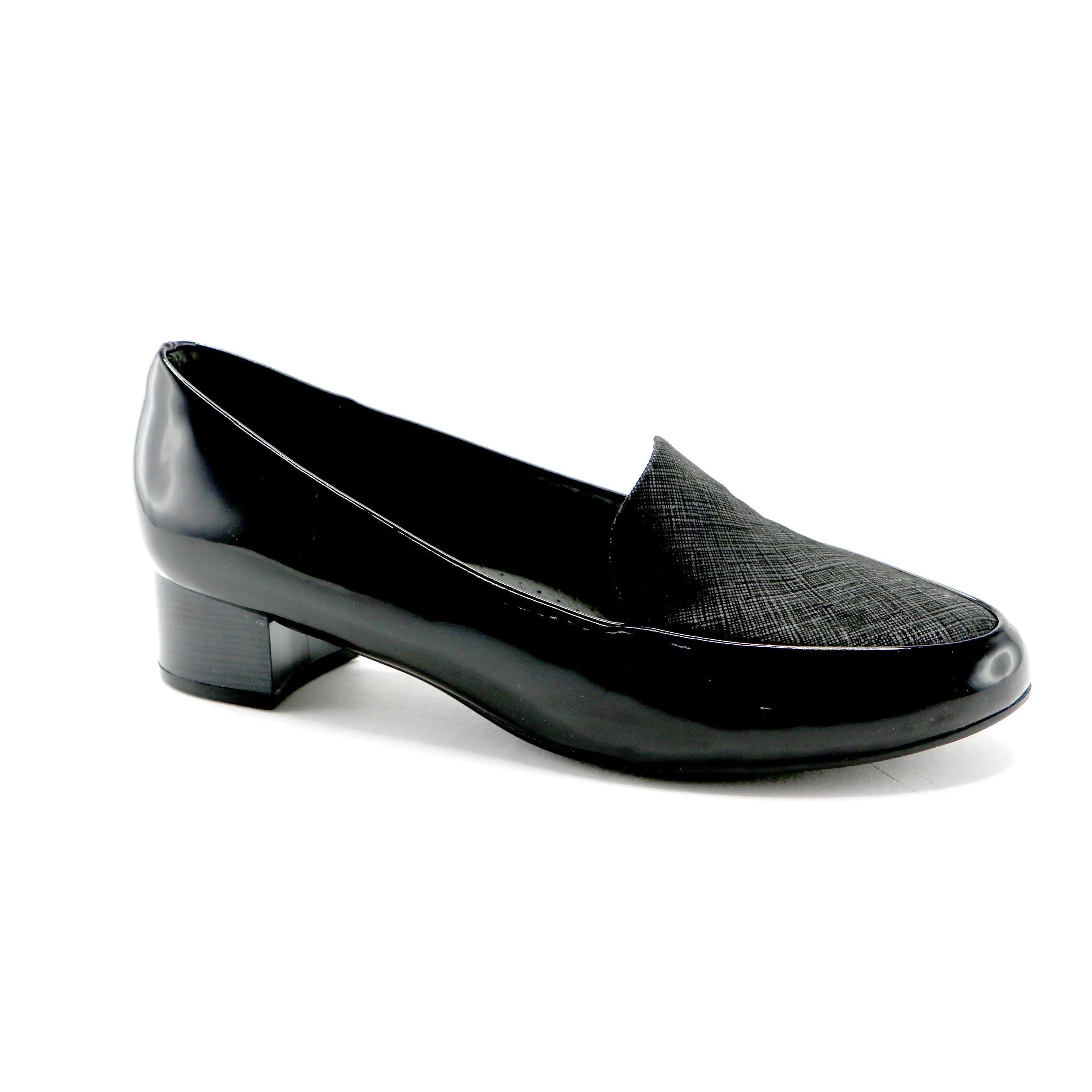 Black Pat Women Pumps (140.105)