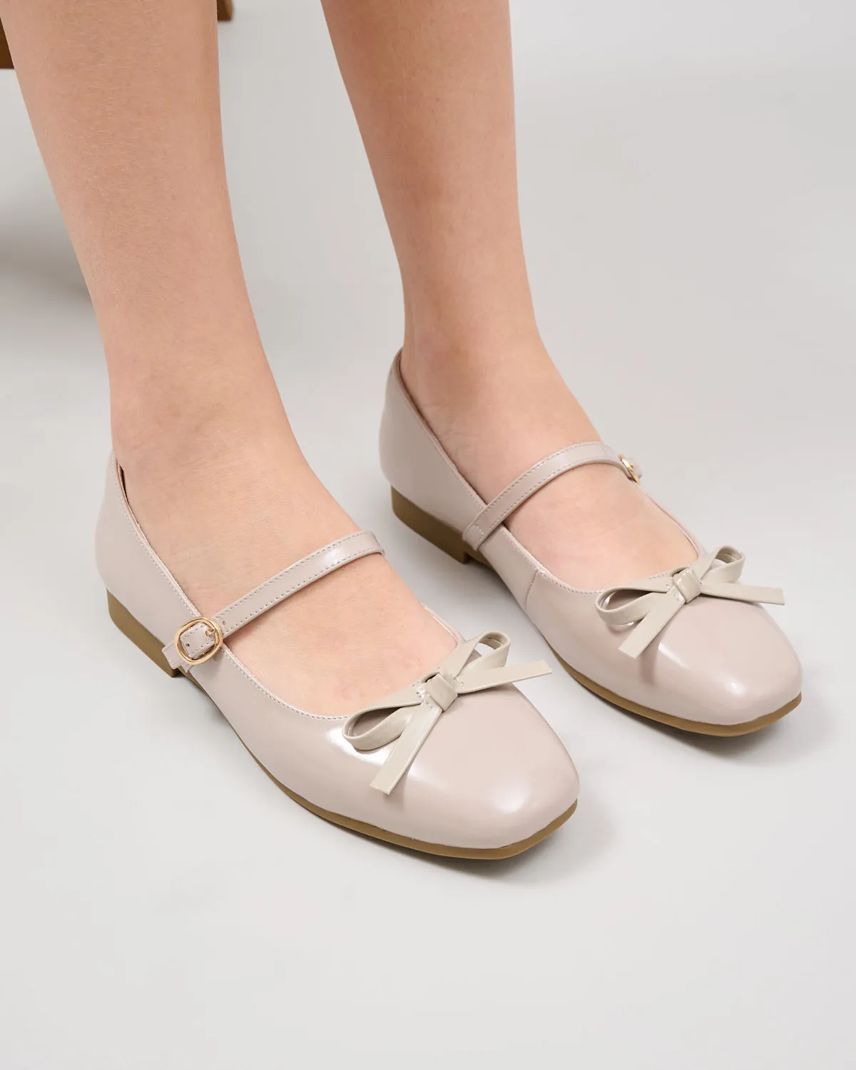Briana Flats