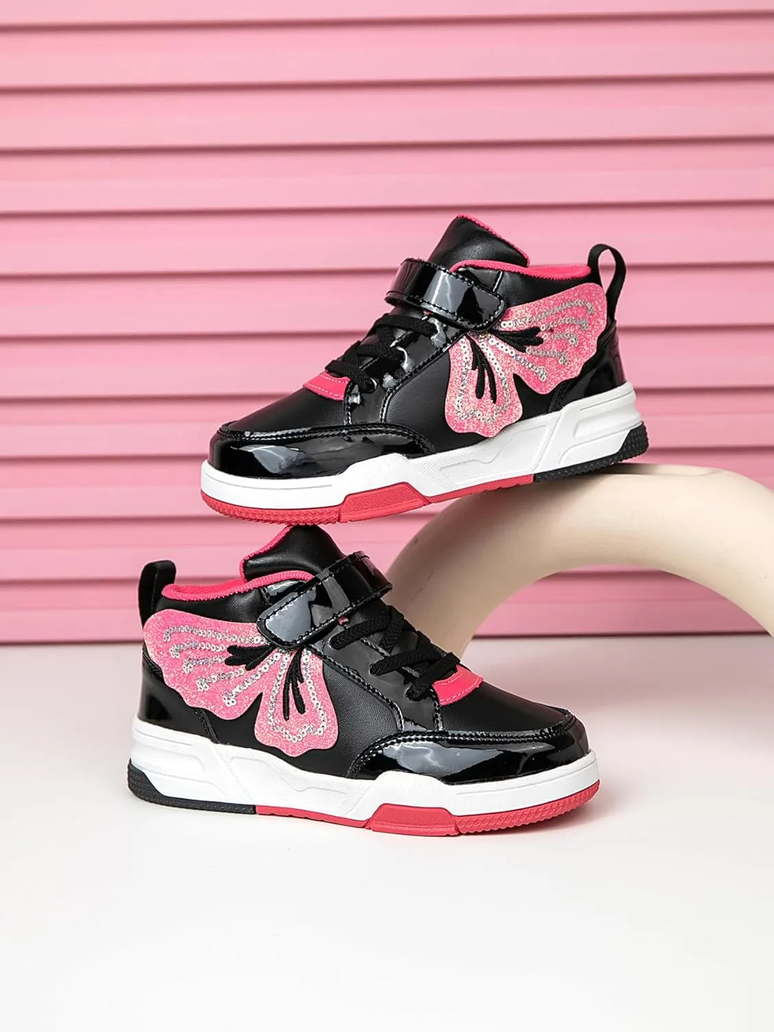 Girls Outdoor Indoor Board Shoes with Leather Upper, Breathable and Comfortable with Soft Padded Neck, Fashionable Cute Shoes Suitable for All Seasons