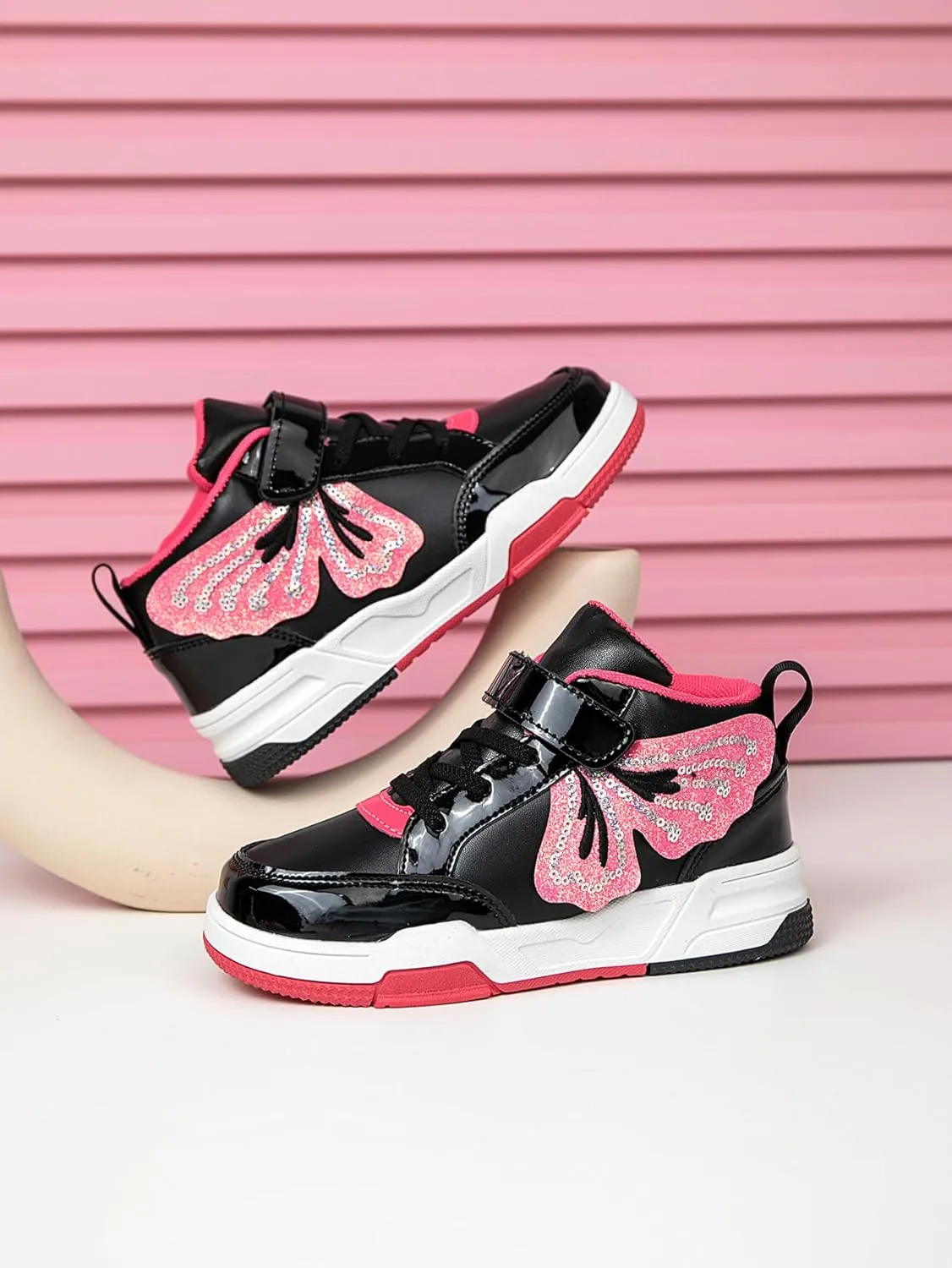 Girls Outdoor Indoor Board Shoes with Leather Upper, Breathable and Comfortable with Soft Padded Neck, Fashionable Cute Shoes Suitable for All Seasons