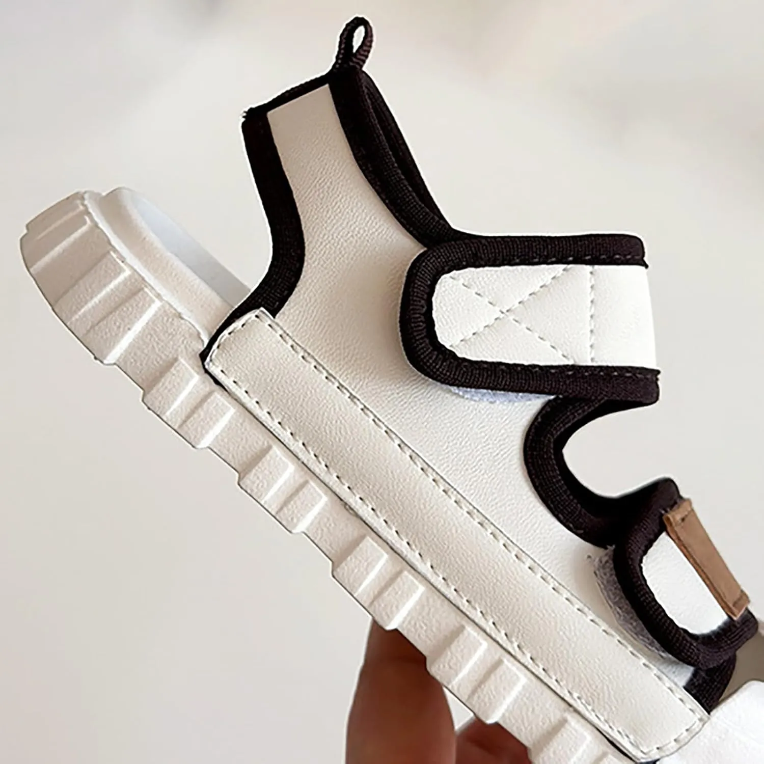 Girls Sandals Non-slip Double Adjustable Straps Lightweight Open Toe Sport Sandals Kids Soft Bottom Water Sneakers