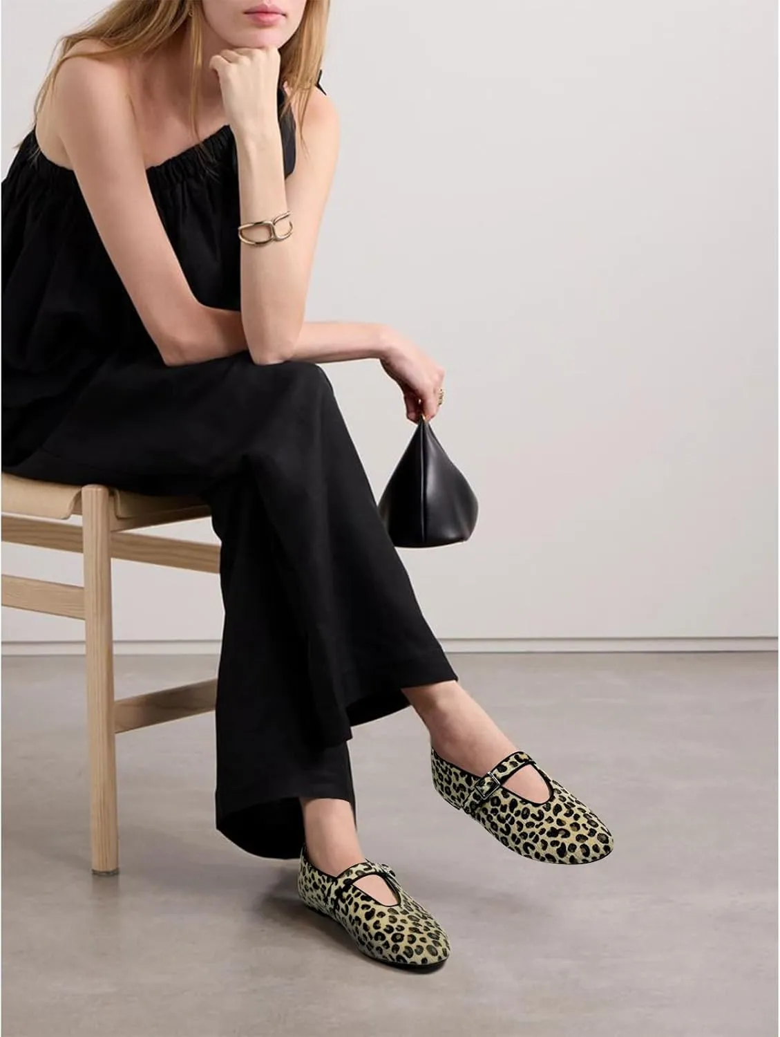 Mary Jane Ballet Flats for Women Buckle Strap Round Toe Suede Wide Width Flats Casual Ballerina Shoes