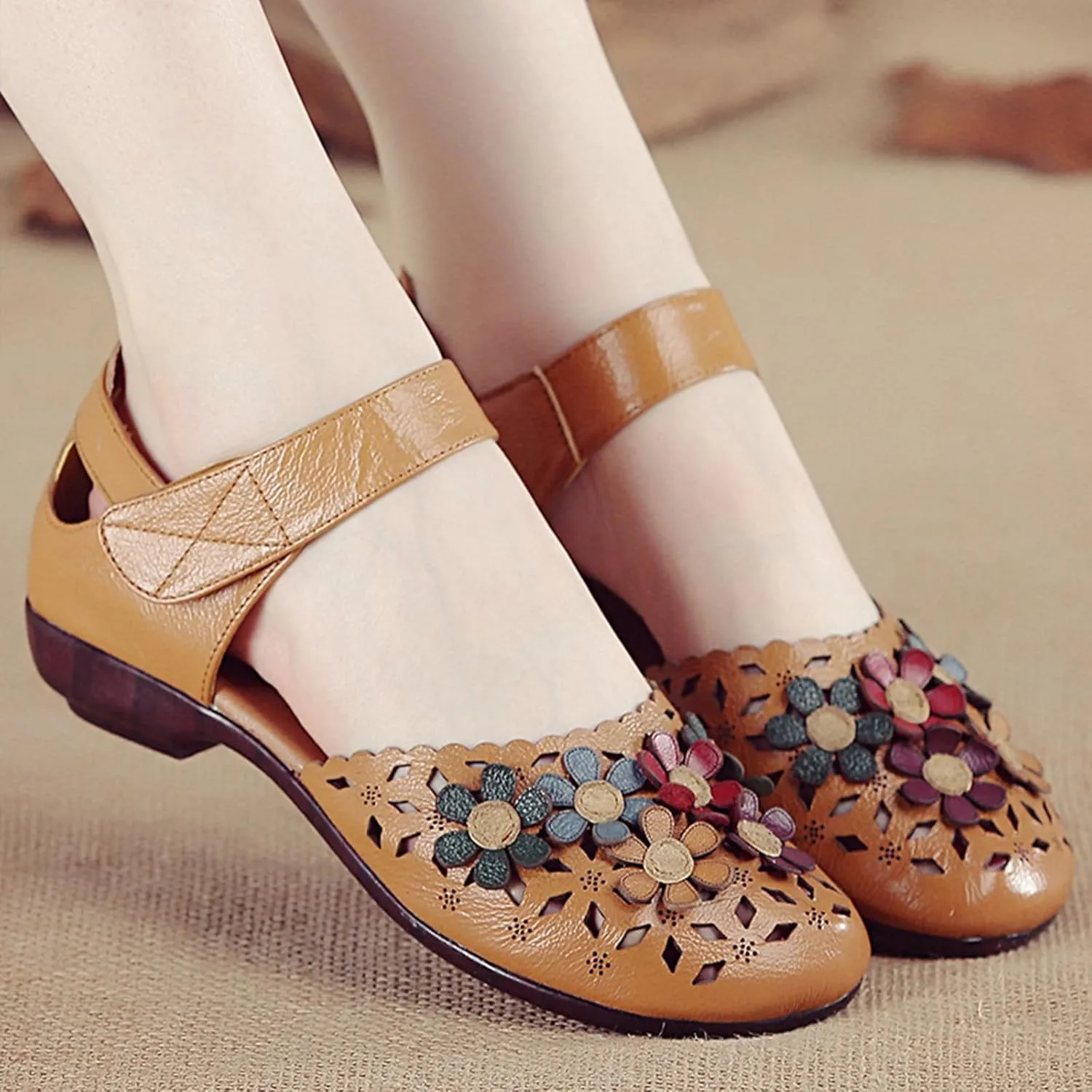 Women's Leather Closed Toe Sandals,Vintage Handmade Sunflower Cut-Out Comfy Softsole Adjustable Casual Dress Sandal